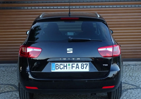 Seat Ibiza cena 29500 przebieg: 229600, rok produkcji 2016 z Mikołajki małe 704